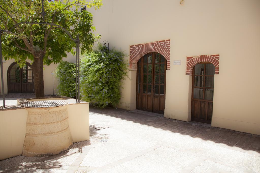 Hotel Hospederia Convento De Santa Clara Palma del Río Esterno foto