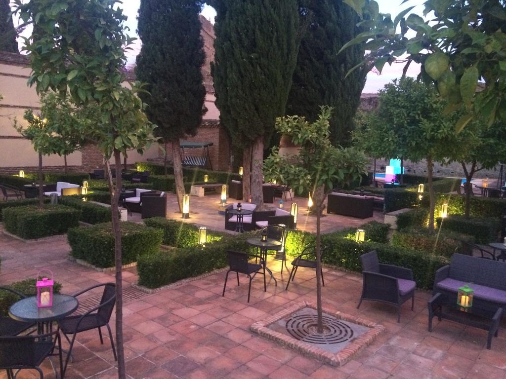 Hotel Hospederia Convento De Santa Clara Palma del Río Esterno foto