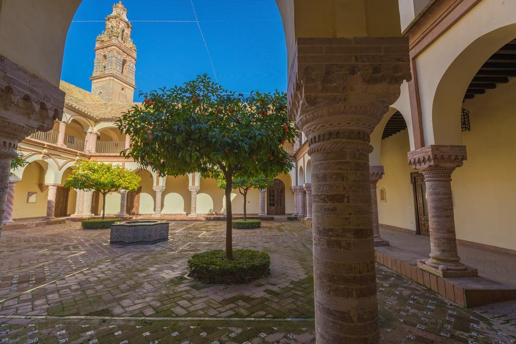 Hotel Hospederia Convento De Santa Clara Palma del Río Esterno foto