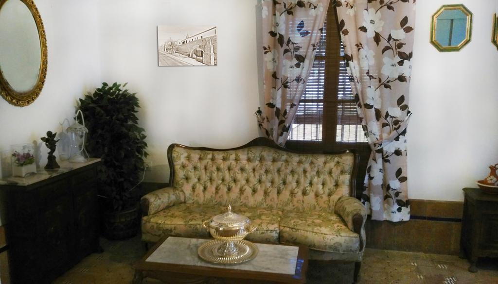 Hotel Hospederia Convento De Santa Clara Palma del Río Esterno foto