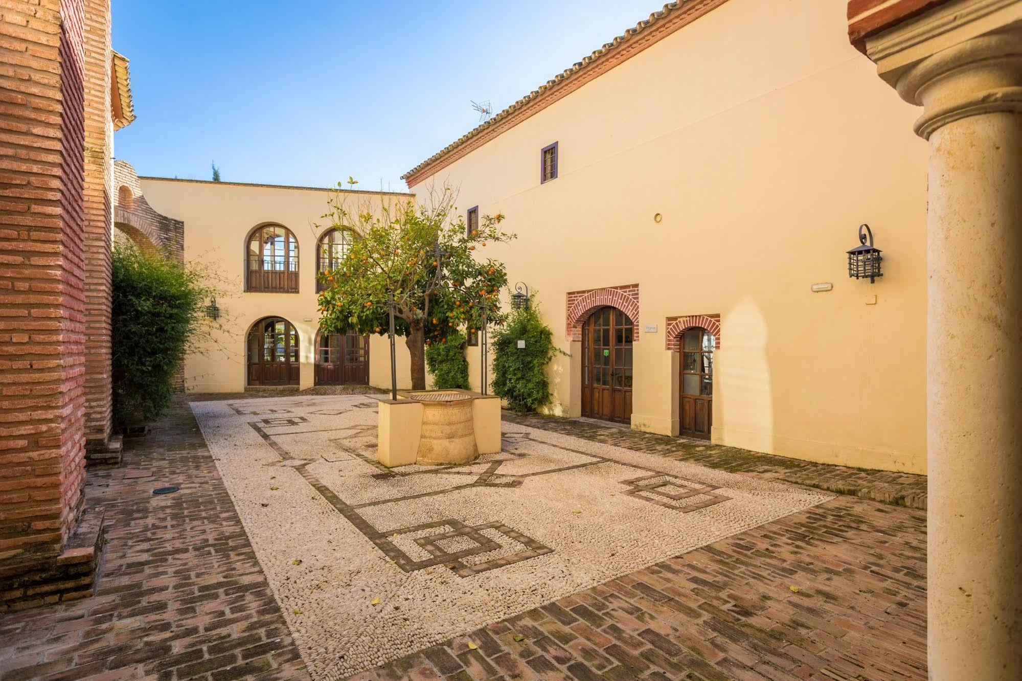 Hotel Hospederia Convento De Santa Clara Palma del Río Esterno foto